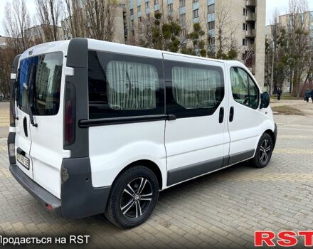 Білий Опель Віваро, об'ємом двигуна 1.9 л та пробігом 347 тис. км за 7500 $, фото 4 на Automoto.ua