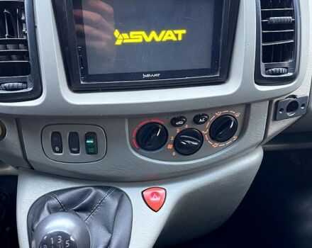 Білий Опель Віваро, об'ємом двигуна 1.9 л та пробігом 347 тис. км за 7500 $, фото 12 на Automoto.ua