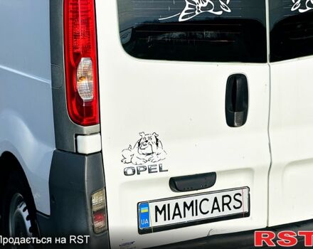 Білий Опель Віваро, об'ємом двигуна 19 л та пробігом 366 тис. км за 6800 $, фото 7 на Automoto.ua