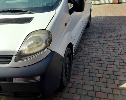 Белый Опель Виваро, объемом двигателя 1.9 л и пробегом 430 тыс. км за 7600 $, фото 7 на Automoto.ua