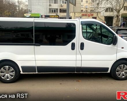 Белый Опель Виваро, объемом двигателя 1.9 л и пробегом 326 тыс. км за 5700 $, фото 1 на Automoto.ua