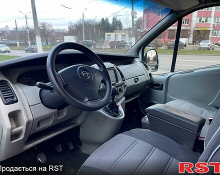 Білий Опель Віваро, об'ємом двигуна 1.9 л та пробігом 347 тис. км за 7500 $, фото 8 на Automoto.ua