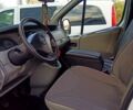 Білий Опель Віваро, об'ємом двигуна 25 л та пробігом 266 тис. км за 7700 $, фото 2 на Automoto.ua
