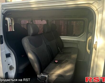 Белый Опель Виваро, объемом двигателя 2 л и пробегом 324 тыс. км за 10999 $, фото 12 на Automoto.ua