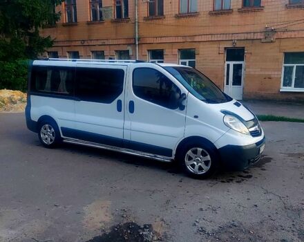 Білий Опель Віваро, об'ємом двигуна 2.5 л та пробігом 257 тис. км за 7500 $, фото 10 на Automoto.ua