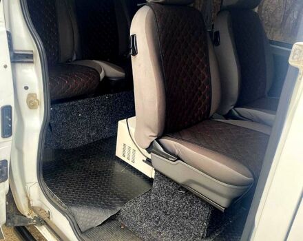 Белый Опель Виваро, объемом двигателя 2 л и пробегом 274 тыс. км за 8500 $, фото 5 на Automoto.ua