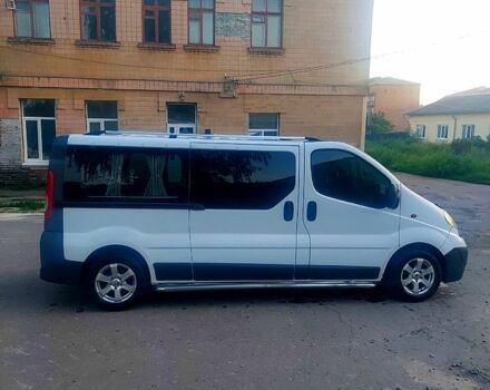 Білий Опель Віваро, об'ємом двигуна 2.5 л та пробігом 257 тис. км за 7500 $, фото 9 на Automoto.ua