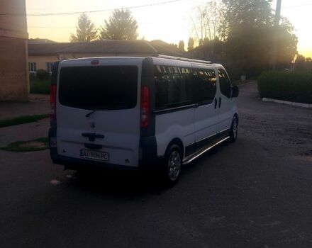 Білий Опель Віваро, об'ємом двигуна 2.5 л та пробігом 257 тис. км за 7500 $, фото 6 на Automoto.ua