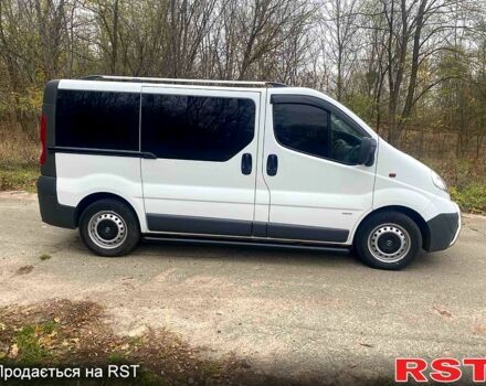 Белый Опель Виваро, объемом двигателя 2 л и пробегом 274 тыс. км за 8500 $, фото 2 на Automoto.ua