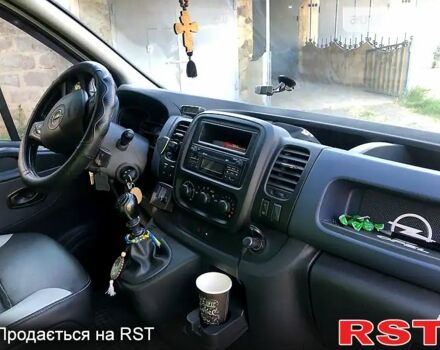 Білий Опель Віваро, об'ємом двигуна 1.6 л та пробігом 296 тис. км за 12700 $, фото 6 на Automoto.ua