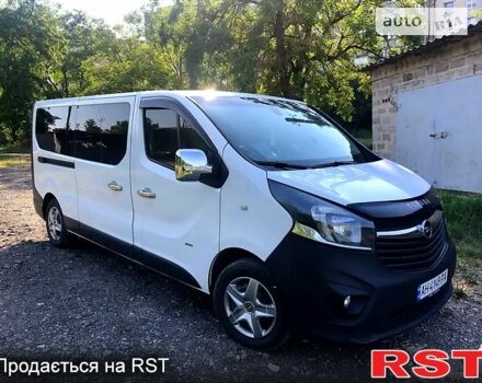 Білий Опель Віваро, об'ємом двигуна 1.6 л та пробігом 296 тис. км за 12700 $, фото 2 на Automoto.ua