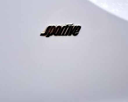 Белый Опель Виваро, объемом двигателя 1.6 л и пробегом 172 тыс. км за 15000 $, фото 12 на Automoto.ua