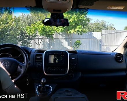 Белый Опель Виваро, объемом двигателя 1.6 л и пробегом 172 тыс. км за 15000 $, фото 9 на Automoto.ua