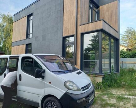 Белый Опель Виваро, объемом двигателя 1.9 л и пробегом 250 тыс. км за 4999 $, фото 1 на Automoto.ua