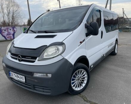 Белый Опель Виваро, объемом двигателя 1.9 л и пробегом 310 тыс. км за 7888 $, фото 1 на Automoto.ua