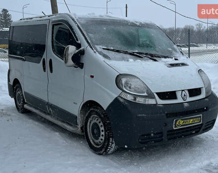 Белый Опель Виваро, объемом двигателя 1.9 л и пробегом 283 тыс. км за 6000 $, фото 1 на Automoto.ua