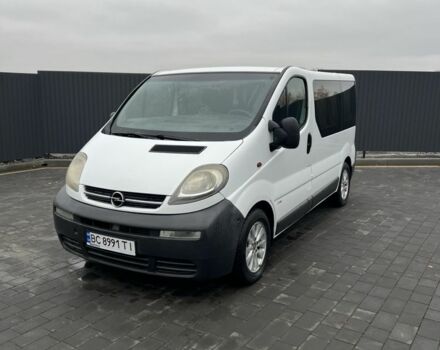 Белый Опель Виваро, объемом двигателя 1.9 л и пробегом 390 тыс. км за 5100 $, фото 1 на Automoto.ua