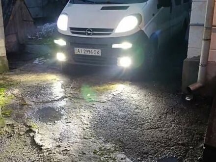 Білий Опель Віваро, об'ємом двигуна 1.9 л та пробігом 340 тис. км за 5300 $, фото 1 на Automoto.ua