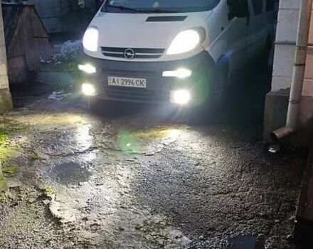 Белый Опель Виваро, объемом двигателя 1.9 л и пробегом 340 тыс. км за 5300 $, фото 1 на Automoto.ua