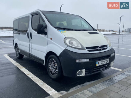 Белый Опель Виваро, объемом двигателя 1.87 л и пробегом 398 тыс. км за 4850 $, фото 1 на Automoto.ua