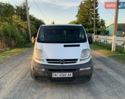 Білий Опель Віваро, об'ємом двигуна 1.87 л та пробігом 430 тис. км за 5850 $, фото 1 на Automoto.ua