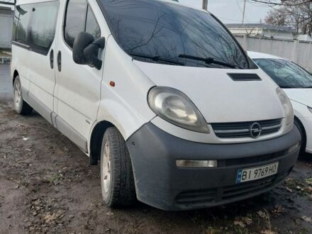 Белый Опель Виваро, объемом двигателя 1.9 л и пробегом 360 тыс. км за 6900 $, фото 1 на Automoto.ua