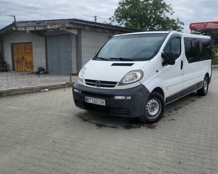 Білий Опель Віваро, об'ємом двигуна 1.9 л та пробігом 562 тис. км за 5900 $, фото 1 на Automoto.ua