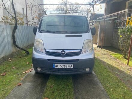 Білий Опель Віваро, об'ємом двигуна 1.9 л та пробігом 250 тис. км за 5500 $, фото 1 на Automoto.ua