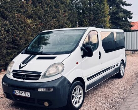 Белый Опель Виваро, объемом двигателя 1.9 л и пробегом 130 тыс. км за 6571 $, фото 1 на Automoto.ua