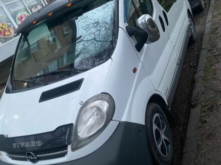 Белый Опель Виваро, объемом двигателя 1.9 л и пробегом 459 тыс. км за 7200 $, фото 1 на Automoto.ua