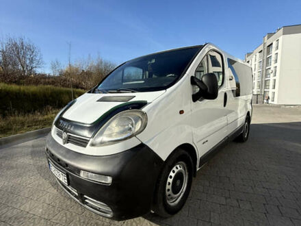 Білий Опель Віваро, об'ємом двигуна 1.9 л та пробігом 415 тис. км за 5999 $, фото 1 на Automoto.ua