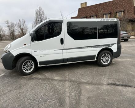 Белый Опель Виваро, объемом двигателя 1.9 л и пробегом 300 тыс. км за 7300 $, фото 1 на Automoto.ua