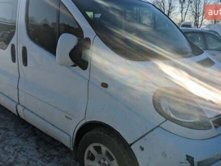 Белый Опель Виваро, объемом двигателя 1.87 л и пробегом 342 тыс. км за 6500 $, фото 1 на Automoto.ua