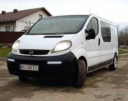 Білий Опель Віваро, об'ємом двигуна 1.9 л та пробігом 450 тис. км за 7200 $, фото 1 на Automoto.ua