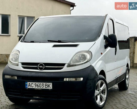 Білий Опель Віваро, об'ємом двигуна 1.87 л та пробігом 365 тис. км за 6950 $, фото 1 на Automoto.ua