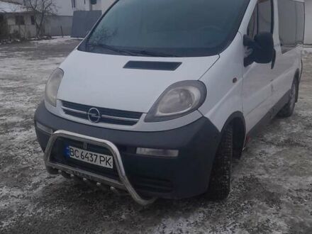 Белый Опель Виваро, объемом двигателя 1.9 л и пробегом 500 тыс. км за 6600 $, фото 1 на Automoto.ua