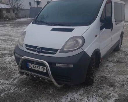 Белый Опель Виваро, объемом двигателя 1.9 л и пробегом 500 тыс. км за 6600 $, фото 1 на Automoto.ua