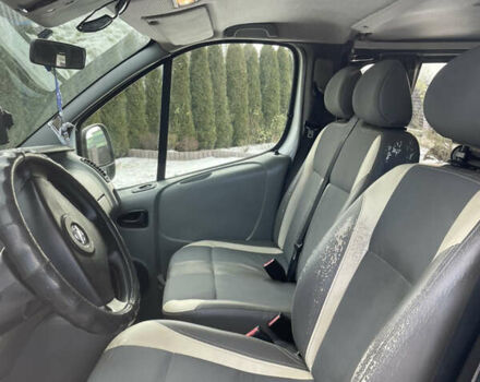 Белый Опель Виваро, объемом двигателя 1.87 л и пробегом 280 тыс. км за 7500 $, фото 1 на Automoto.ua