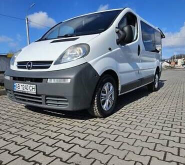 Белый Опель Виваро, объемом двигателя 1.87 л и пробегом 430 тыс. км за 7900 $, фото 1 на Automoto.ua