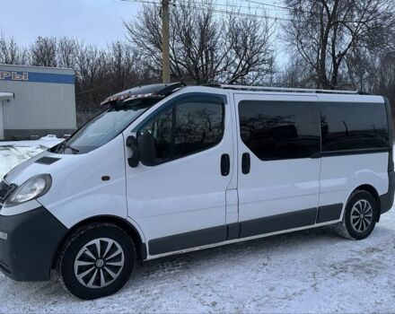 Білий Опель Віваро, об'ємом двигуна 2 л та пробігом 260 тис. км за 8800 $, фото 1 на Automoto.ua