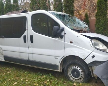 Белый Опель Виваро, объемом двигателя 2 л и пробегом 301 тыс. км за 3200 $, фото 1 на Automoto.ua