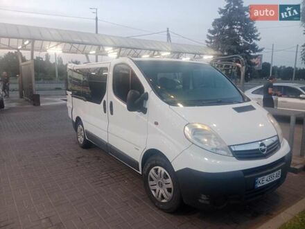 Опель Виваро 2007 в Днепре (Днепропетровске) на Automoto.ua Белый Опель Виваро, объемом двигателя 2 л и пробегом 305 тыс. км за 7500 $, фото 1 на Automoto.ua