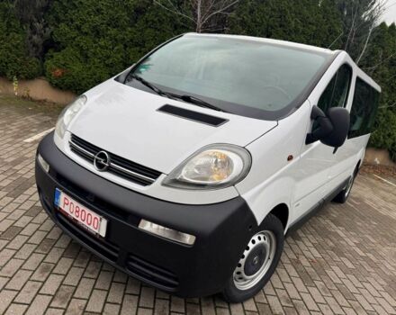 Белый Опель Виваро, объемом двигателя 1.9 л и пробегом 280 тыс. км за 6600 $, фото 1 на Automoto.ua