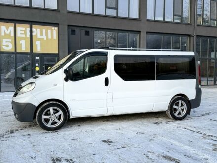 Білий Опель Віваро, об'ємом двигуна 2 л та пробігом 320 тис. км за 8700 $, фото 1 на Automoto.ua