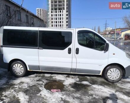 Белый Опель Виваро, объемом двигателя 2 л и пробегом 448 тыс. км за 8300 $, фото 1 на Automoto.ua