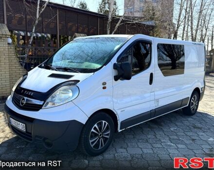 Белый Опель Виваро, объемом двигателя 2 л и пробегом 252 тыс. км за 7700 $, фото 1 на Automoto.ua