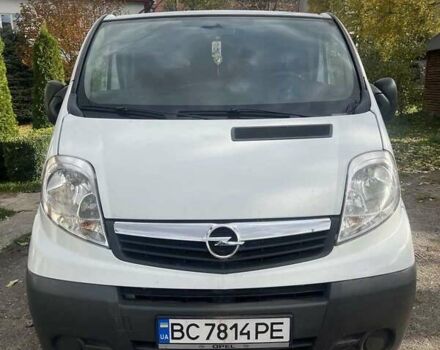 Опель Виваро 2008 в Львове на Automoto.ua Белый Опель Виваро, объемом двигателя 2 л и пробегом 266 тыс. км за 9500 $, фото 1 на Automoto.ua