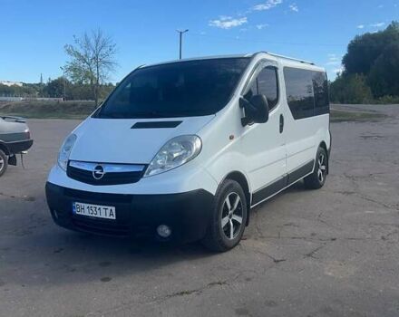 Опель Виваро 2008 в Балте на Automoto.ua Белый Опель Виваро, объемом двигателя 2 л и пробегом 325 тыс. км за 10800 $, фото 1 на Automoto.ua