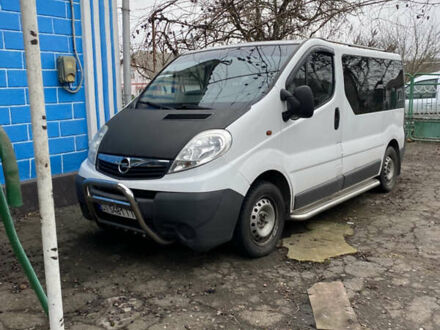Белый Опель Виваро, объемом двигателя 2 л и пробегом 223 тыс. км за 8750 $, фото 1 на Automoto.ua