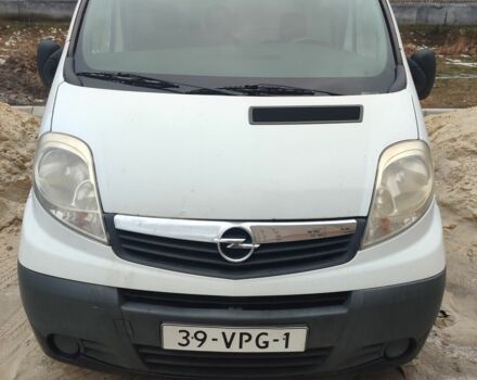 Белый Опель Виваро, объемом двигателя 0 л и пробегом 300 тыс. км за 2800 $, фото 1 на Automoto.ua
